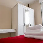 Apartment Cangastur Ii *